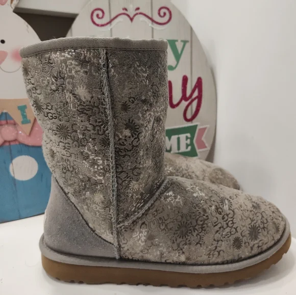 Rare Vintage Y2K UGG Australia Mid Calf Signature Monogram Suede Boots, 9 - Picture 11 of 16